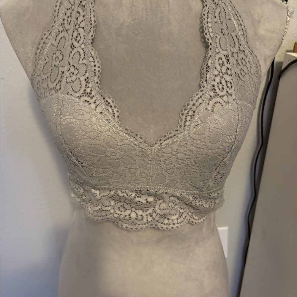 Aerie Gray Lace Halter Bralette, Sz M
